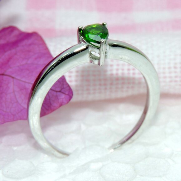 Faceted Chrome diopside Gemstone Silver Ring, Divine Statement Ring, Size:-9US - Picture 5 of 5